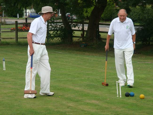 Sapcote 008.jpg - A rainy day at Sapcote in a revenge match with Sapcote winning 6 - 3